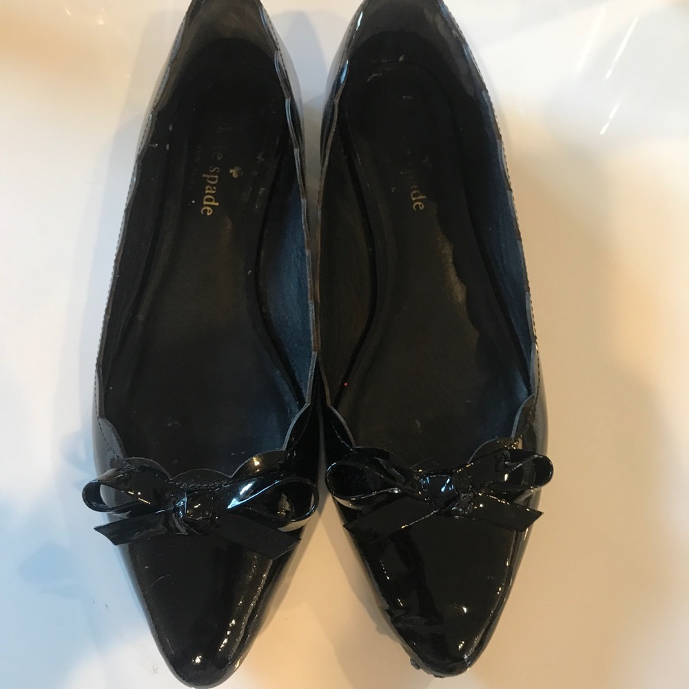 KATE SPADE BLACK  FLATS PATENT LEATHER  SIZE 6 1/2